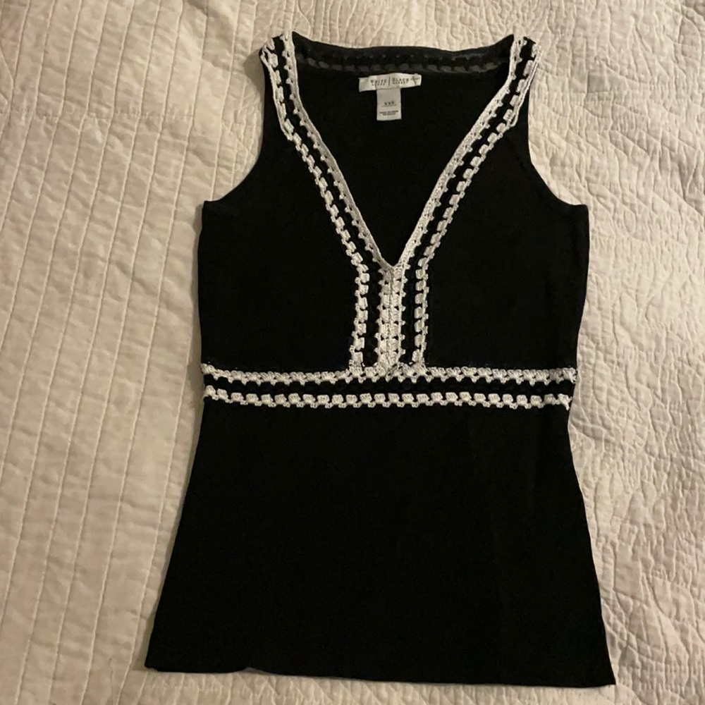White House Black Market, sleeveless black top, XXS
